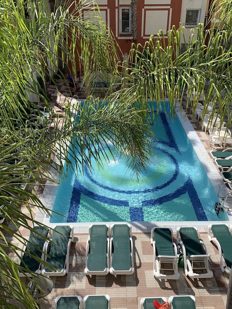 Cleopatra Spa Hotel Lloret de Mar Luaran gambar